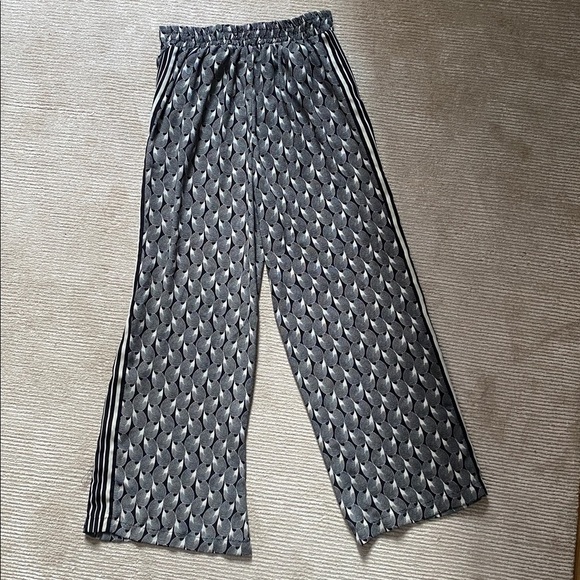 Max Studio Printed Pants Black White Striped Petal Wide Leg Pants Size M - Picture 10 of 11